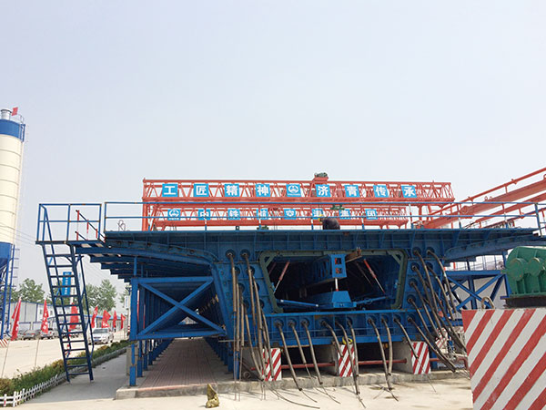 Hydraulic Box Girder Formwork